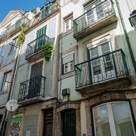 Chiado Meets Bairro Апартаменты Лиссабон