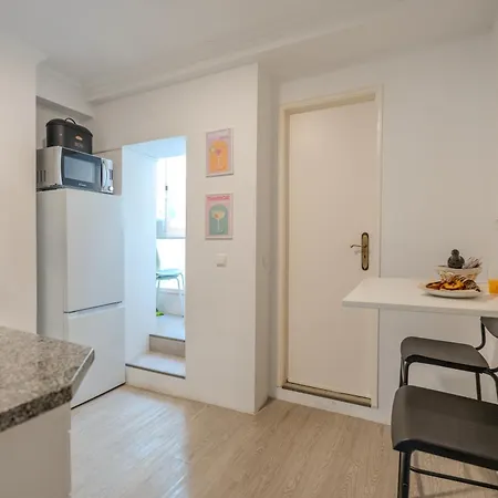 Apartament Chiado Meets Bairro *
